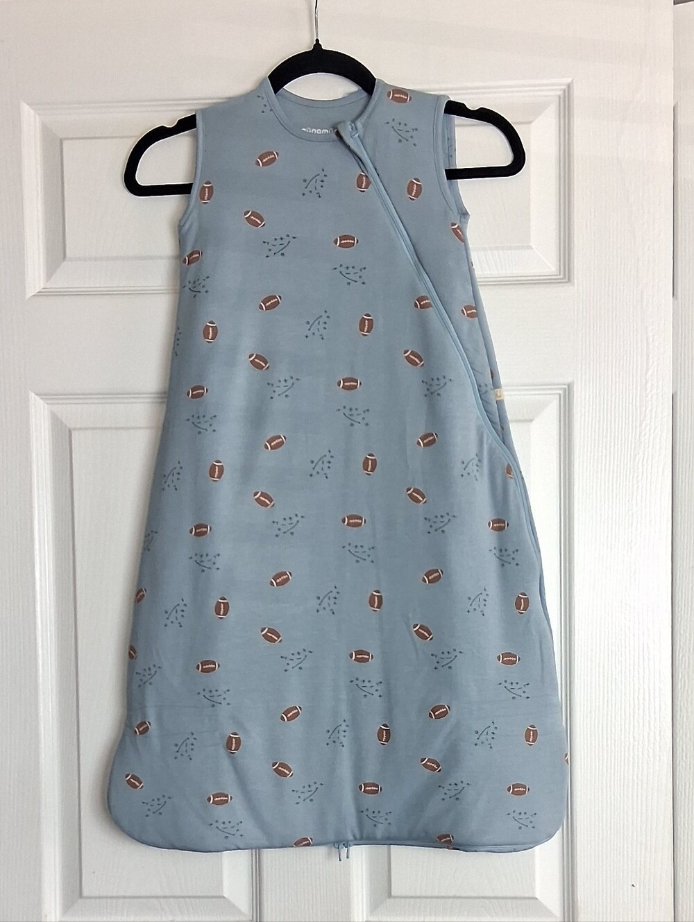 NWOT Gunamuna 9M-18M 2.5 TOG Football Sleep Bag